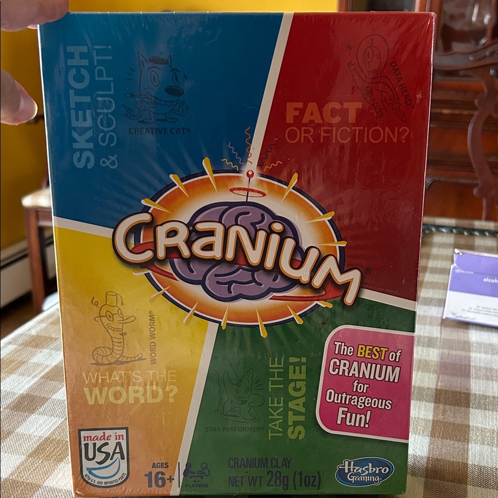 NWT Hasbro Cranium Game